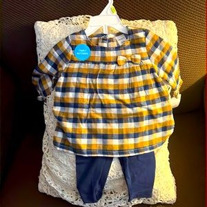 BRAND NEW Carter’s Baby Girl Outfit